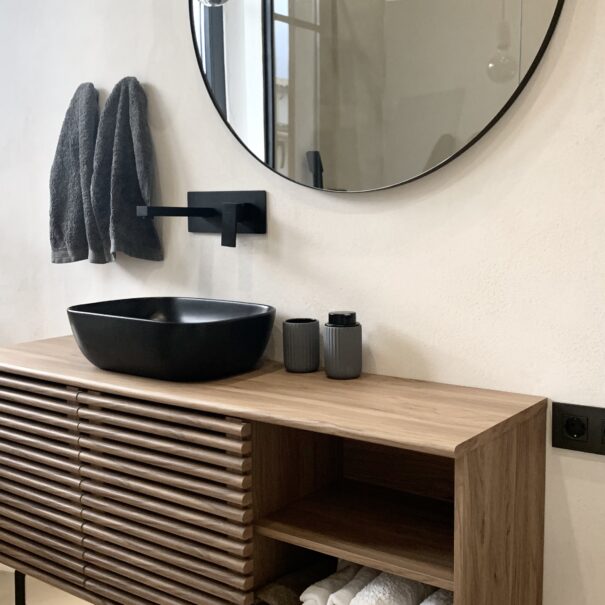 Main Bathroom Gallery